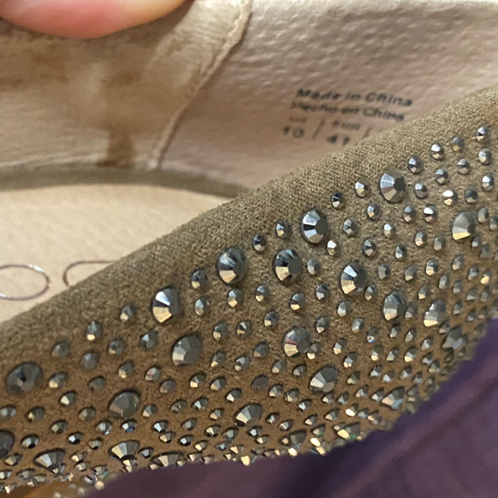 Aldo Women's Dark Tan Crystal Studded Embellished Round Toe Pump Size 10 - Picture 3 of 12